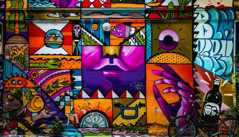 graffitis sur un mur