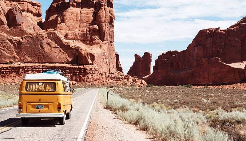Un van sur la route