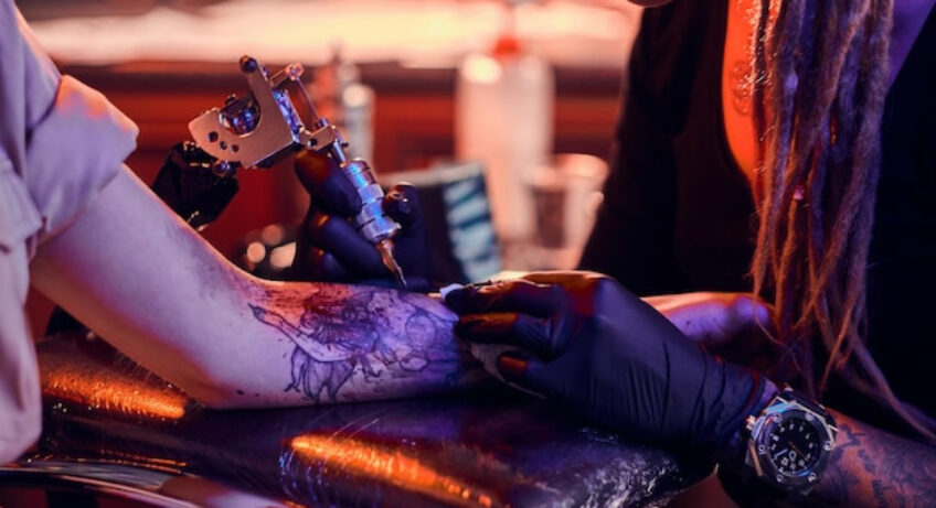 Tatouage à Nice : choisir le bon studio entre créativité, sécurité et bonne ambiance